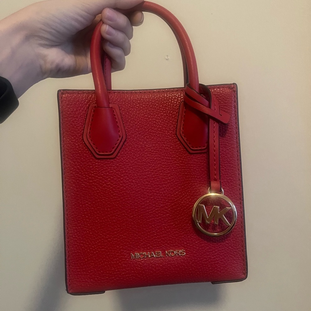 Micheal Kors crossbody
